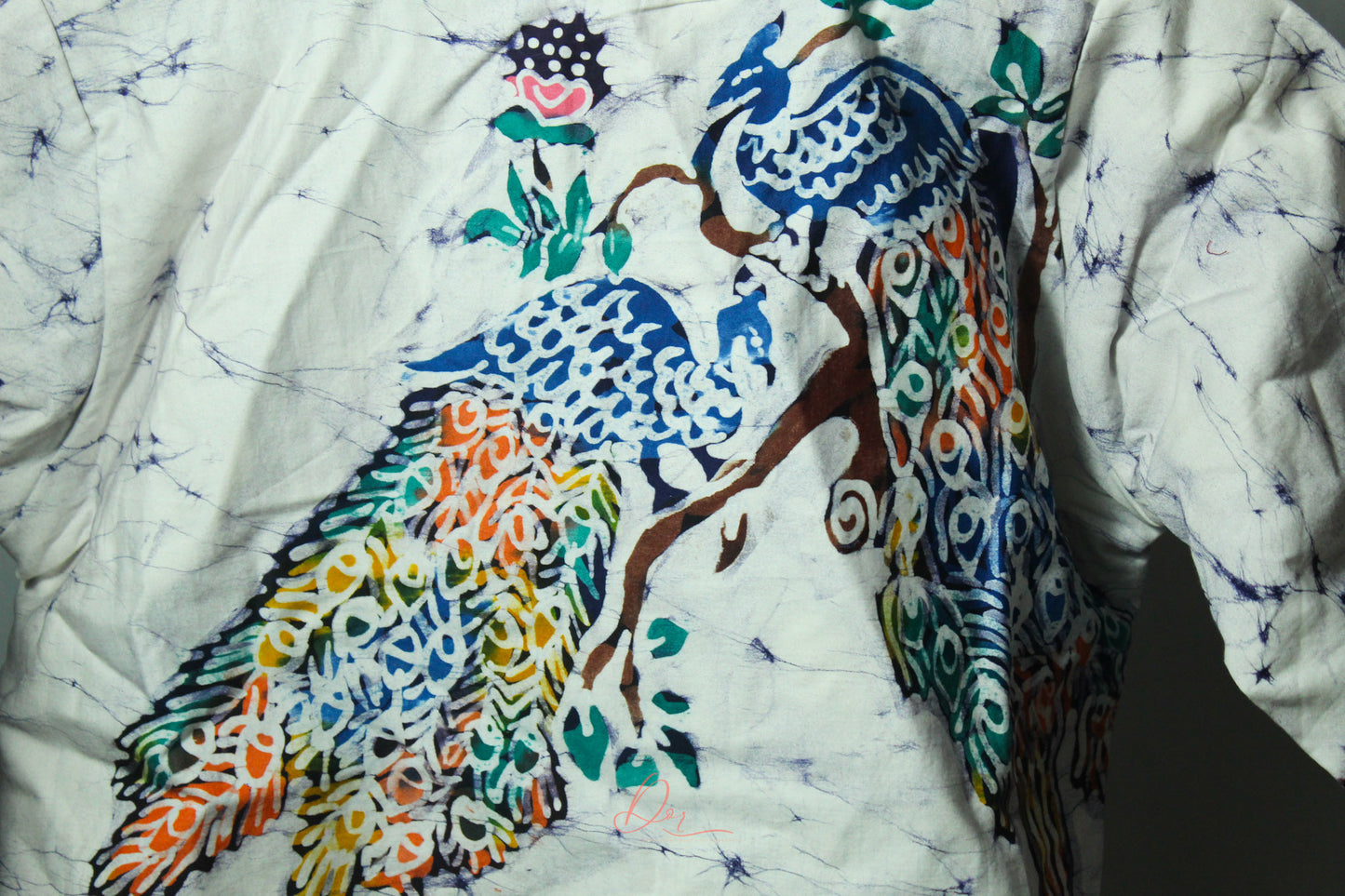 Cream Hand Batik Bird Glass Sleeves Blouse